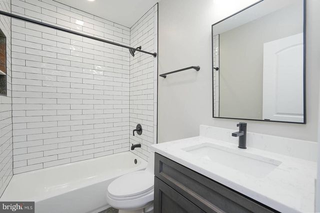 598 INDIAN RUN LN, Strasburg, VA 22657