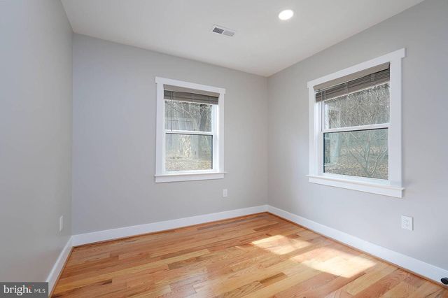 598 INDIAN RUN LN, Strasburg, VA 22657