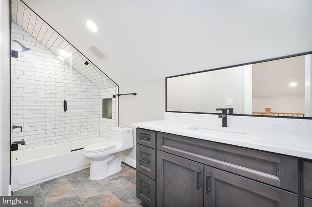 598 INDIAN RUN LN, Strasburg, VA 22657