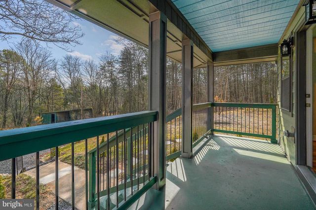 598 INDIAN RUN LN, Strasburg, VA 22657
