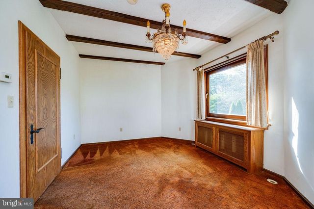 900 MORGANTOWN RD, Reading, PA 19607