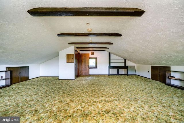 900 MORGANTOWN RD, Reading, PA 19607