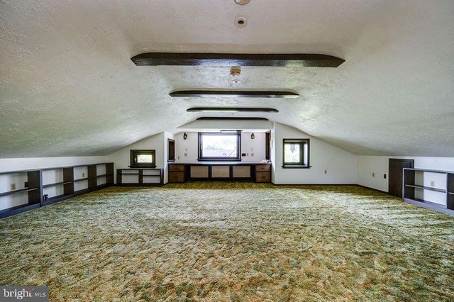 900 MORGANTOWN RD, Reading, PA 19607