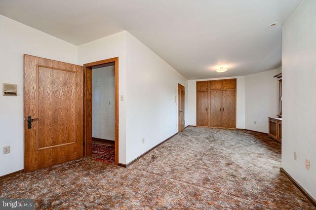 900 MORGANTOWN RD, Reading, PA 19607