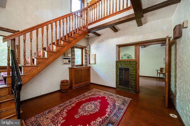 900 MORGANTOWN RD, Reading, PA 19607