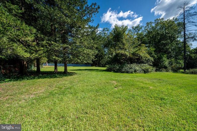 900 MORGANTOWN RD, Reading, PA 19607