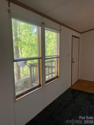 50 E Wabash Drive, Sylva, NC 28779