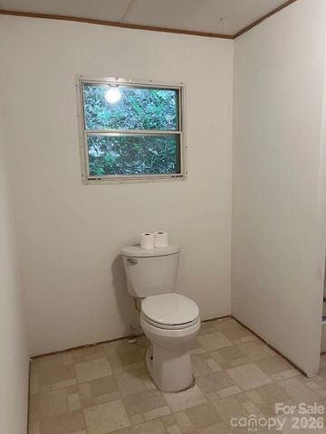 50 E Wabash Drive, Sylva, NC 28779