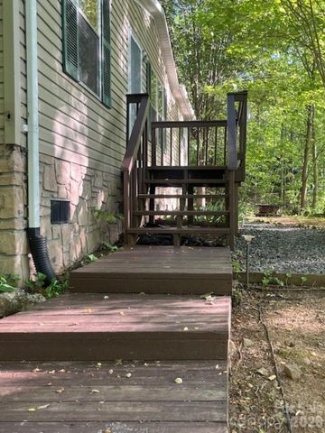 50 E Wabash Drive, Sylva, NC 28779