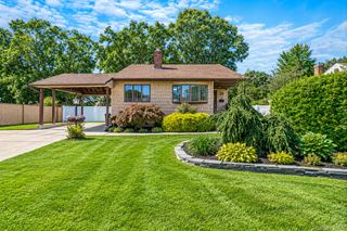 43 Jay Road, Centereach, NY 11720