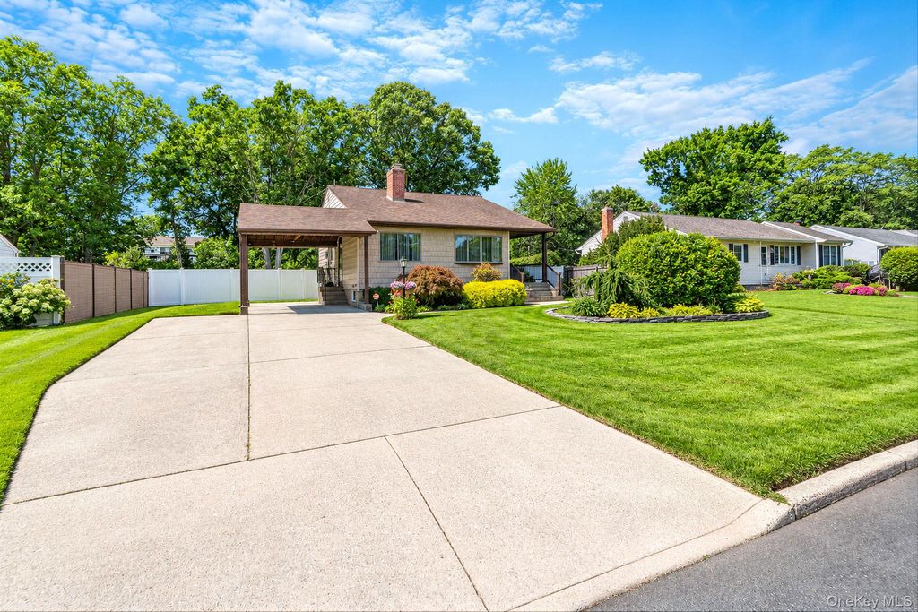 43 Jay Road, Centereach, NY 11720 — photo 3