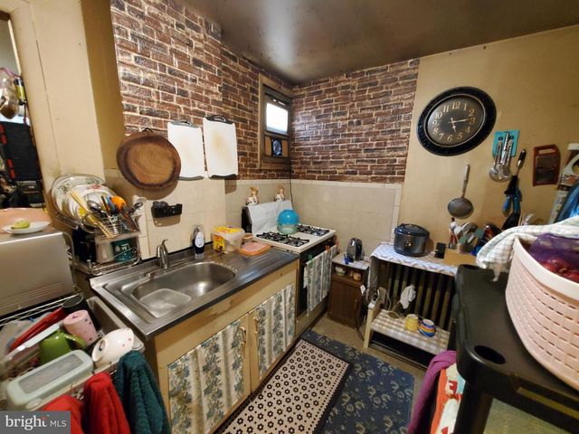 4927 N 13TH ST, Philadelphia, PA 19141