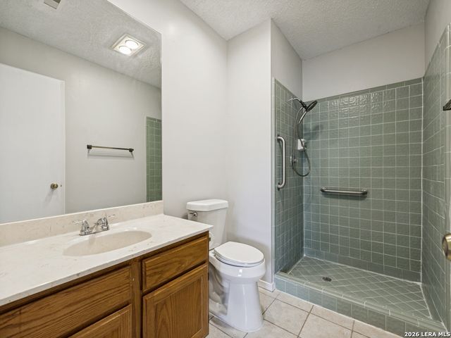 8709 Stream Cir, San Antonio, TX 78250