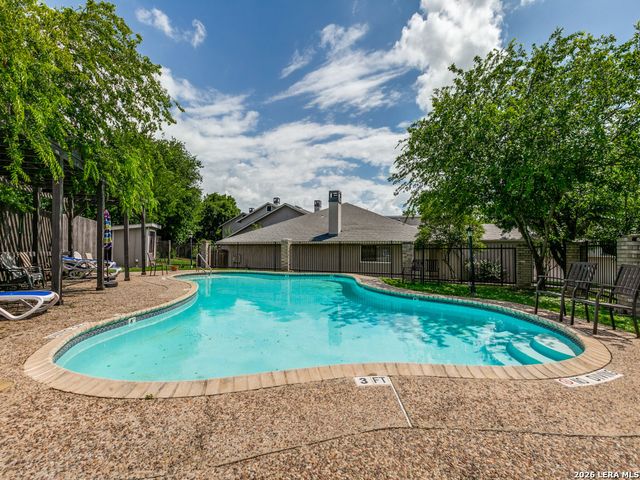 8709 Stream Cir, San Antonio, TX 78250