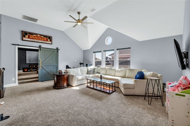 925 Nathanael Greene Court, Aubrey, TX 76227