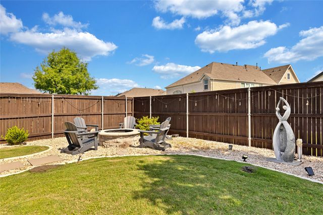 925 Nathanael Greene Court, Aubrey, TX 76227