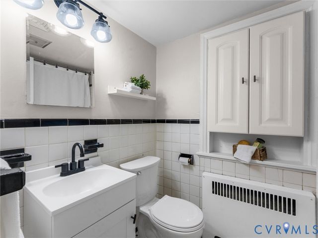 1106 Hill Cir, Henrico, VA 23229