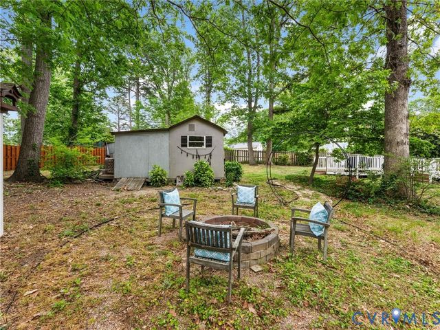 1106 Hill Cir, Henrico, VA 23229