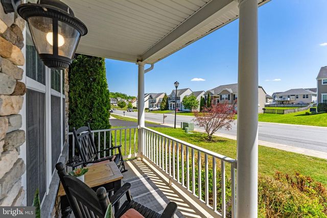 195 HUGHS RD, Charles Town, WV 25414