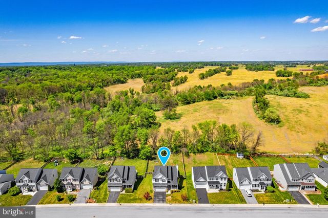 195 HUGHS RD, Charles Town, WV 25414