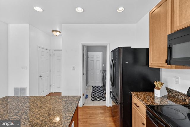195 HUGHS RD, Charles Town, WV 25414