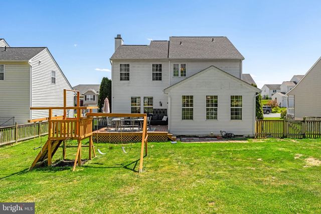 195 HUGHS RD, Charles Town, WV 25414