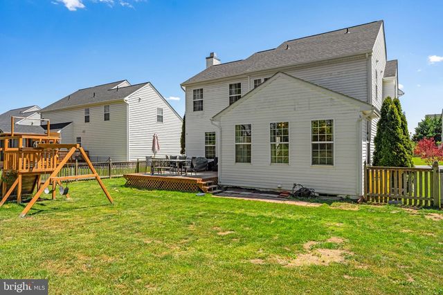 195 HUGHS RD, Charles Town, WV 25414