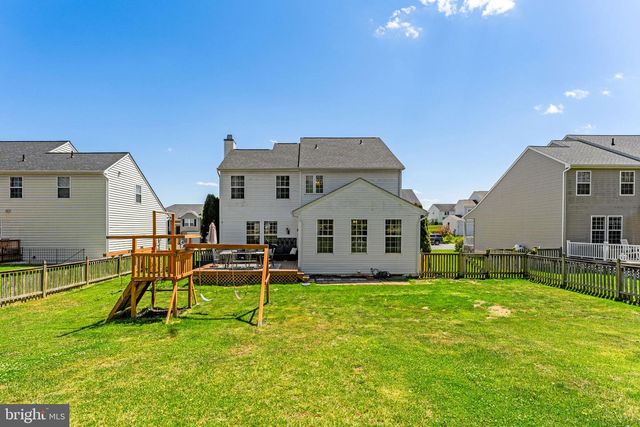 195 HUGHS RD, Charles Town, WV 25414