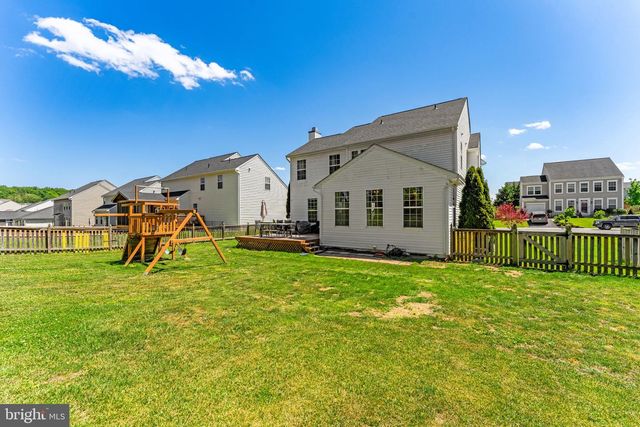 195 HUGHS RD, Charles Town, WV 25414