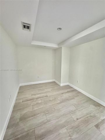 45 SW 9th St 3404, Miami, FL 33130