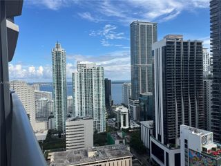 45 SW 9th St 3404, Miami, FL 33130