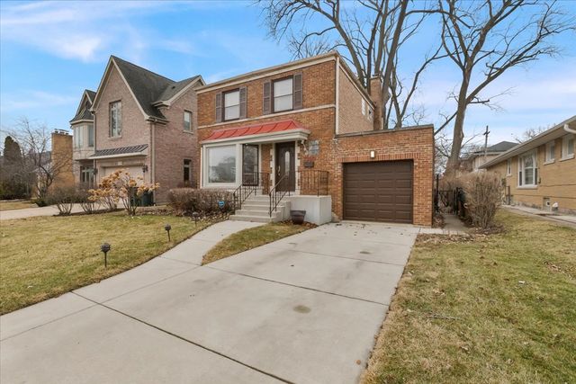 7350 N Tripp Avenue, Lincolnwood, IL 60712