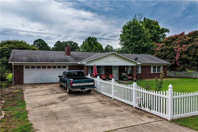 701 Hamilton Cove, Russellville, AR 72802