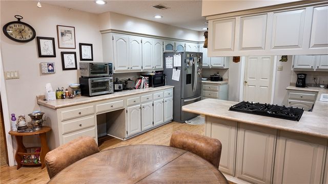 701 Hamilton Cove, Russellville, AR 72802