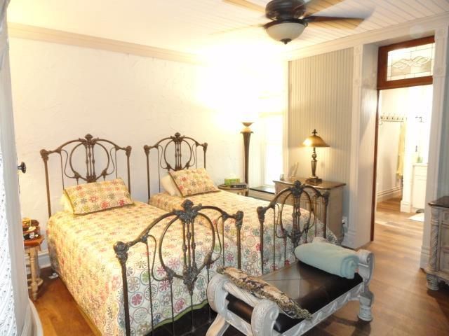 W9400 McMahon Rd, Portage, WI 53901