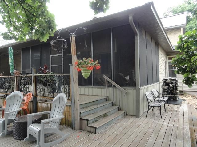 W9400 McMahon Rd, Portage, WI 53901