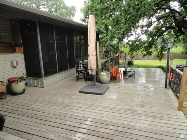 W9400 McMahon Rd, Portage, WI 53901