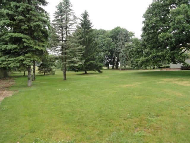 W9400 McMahon Rd, Portage, WI 53901