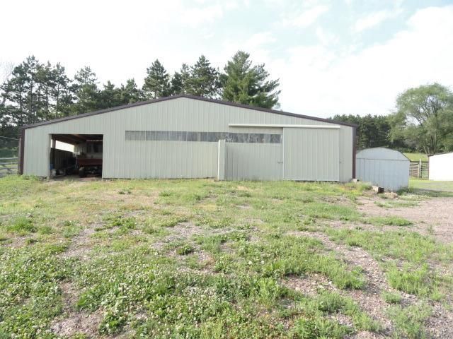 W9400 McMahon Rd, Portage, WI 53901
