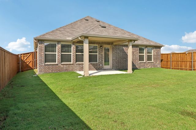 7424 Sunset Valley Lane, Denton, TX 76259