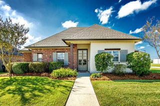 349 Port Royal Way, Houma, LA 70360
