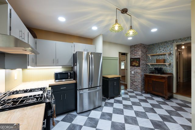 11 Wiley Drive, Thomaston, GA 30286