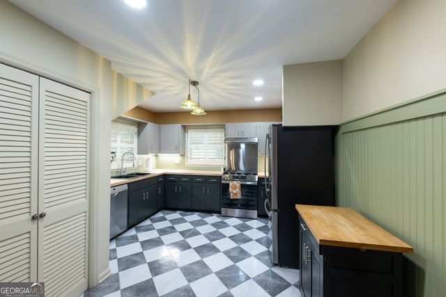 11 Wiley Drive, Thomaston, GA 30286