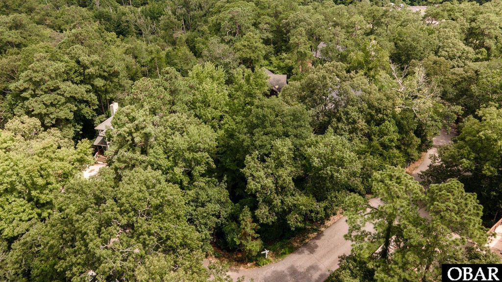 Image 12 of property listing at 110 Jimmy Court Lot #110, Kill Devil Hills, NC 27948