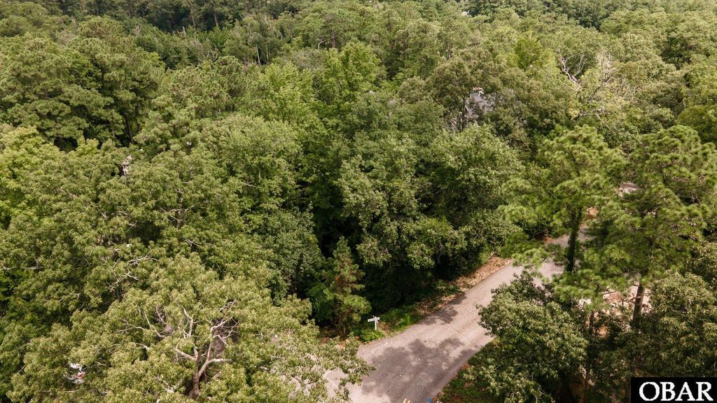 Image 8 of property listing at 110 Jimmy Court Lot #110, Kill Devil Hills, NC 27948