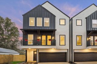 719 Thornton Road D, Houston, TX 77018