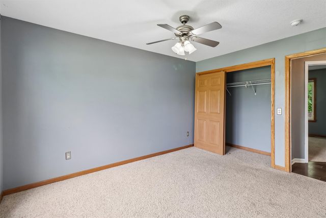 1220 E 38th Street, Des Moines, IA 50317