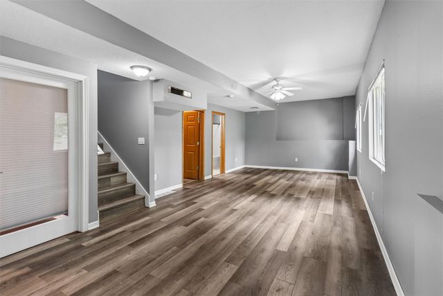 1220 E 38th Street, Des Moines, IA 50317
