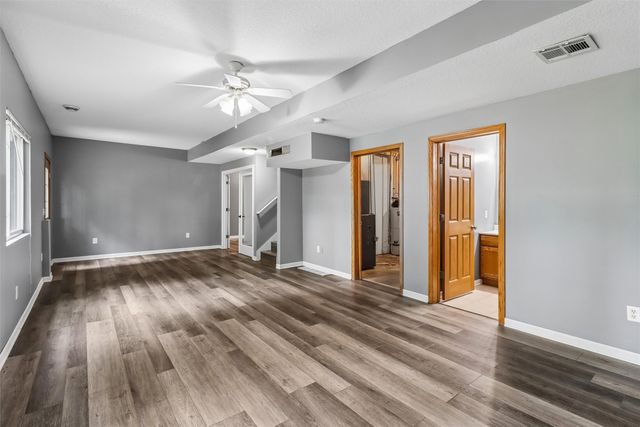 1220 E 38th Street, Des Moines, IA 50317