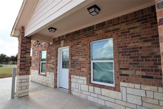 956 County Road 281, Alvin, TX 77511